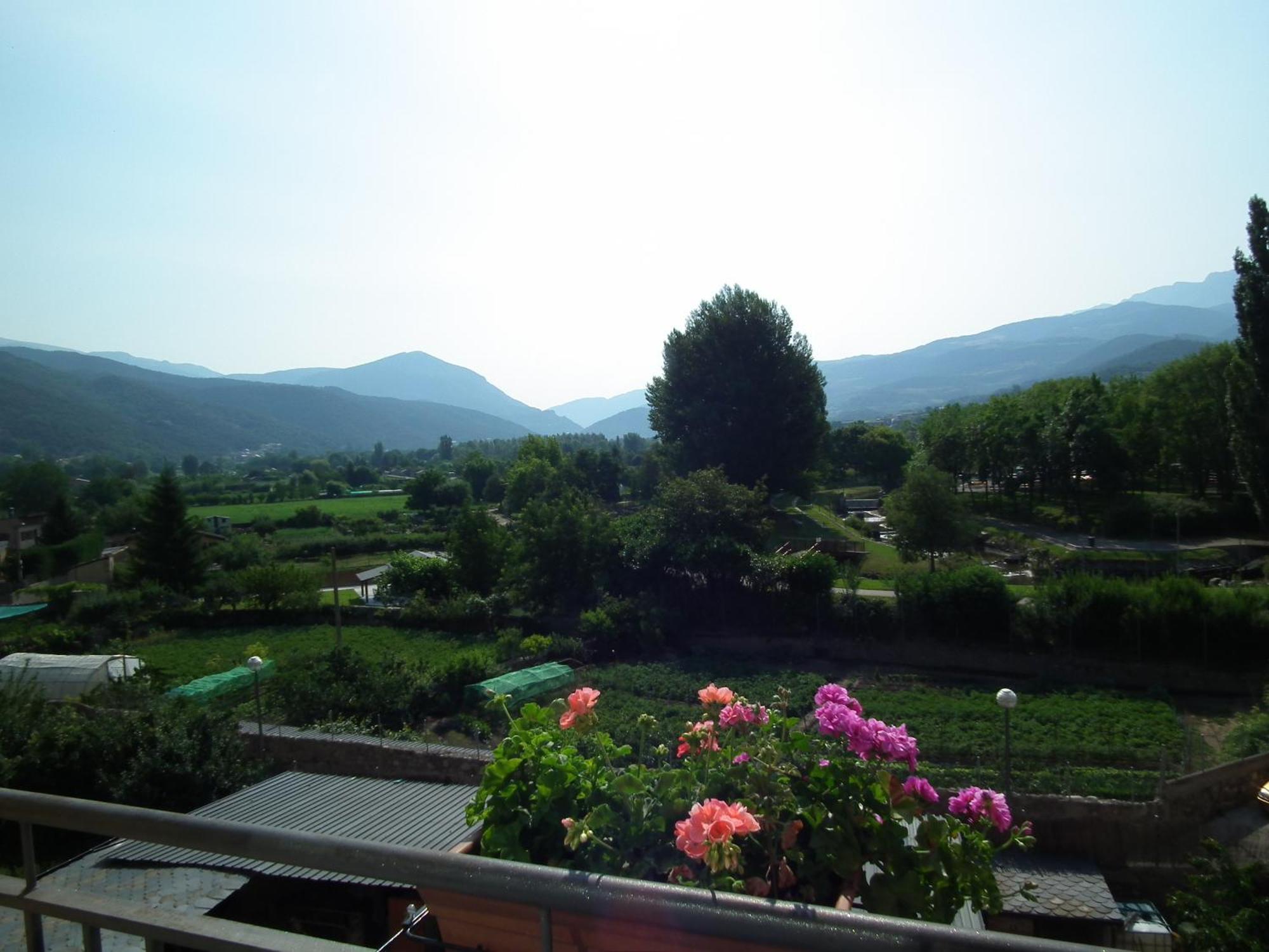 Casa Catharina Bed & Breakfast La Seu d'Urgell Eksteriør bilde